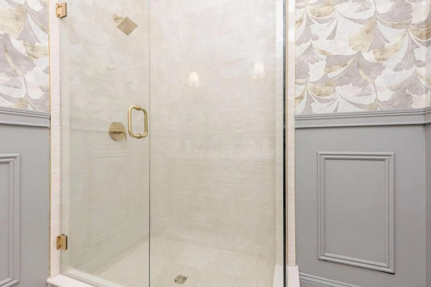 Historic District Hideaway. 4Bed Villa Louisville